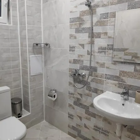 Къща За Гости Снежа, Guests House Snezha * אובזור