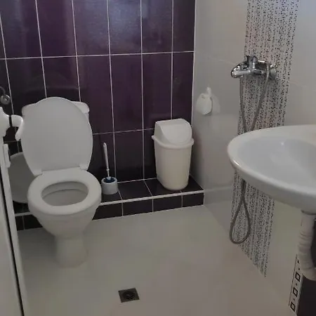 Къща За Гости Снежа, Guests House Snezha בית הארחה אובזור